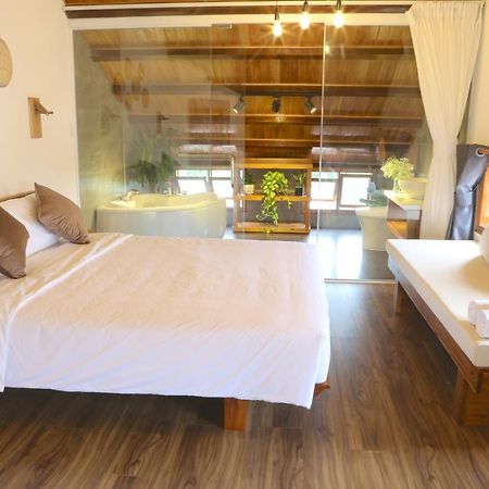 Tiny An Homestay Хуе Екстериор снимка