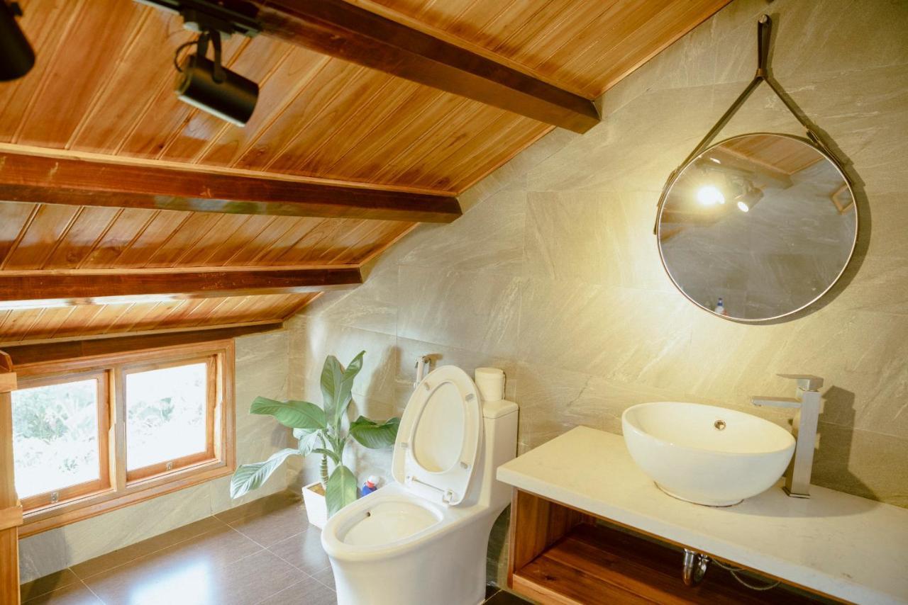 Tiny An Homestay Хуе Екстериор снимка